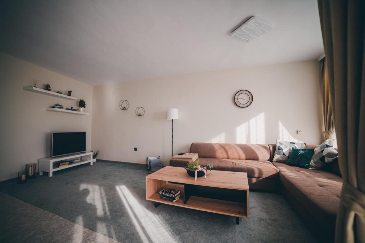 Unbeatable Location: New & Comfy Apartment Varna Eksteriør billede
